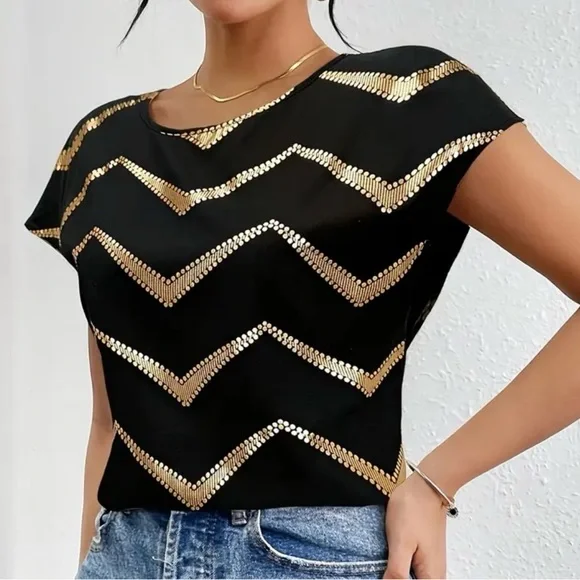Black Short Sleeve Top with Gold Chevron Sequin Detail NWOT - Picture 4 of 5